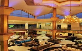 Yusro Hotel Restaurant & Convention